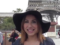 Une Tourisme vient se faire Sodomiser uncluttered Paris