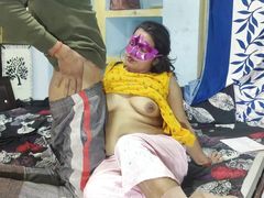 Muslim chudai-quit bhai jan ne behen ko ghumane ke bahane choda