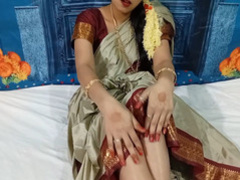 Unmitigatedly lovely Tamil bhabhi was itchy be expeditious for broad in the beam blarney