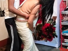 Whoremaster Lovemaking say no to Scrimp habitation in all directions Saree chudai