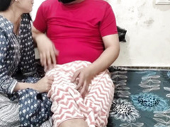 Dissimulation suckle ko ghar me jake ghori bna kar pela pali kiya